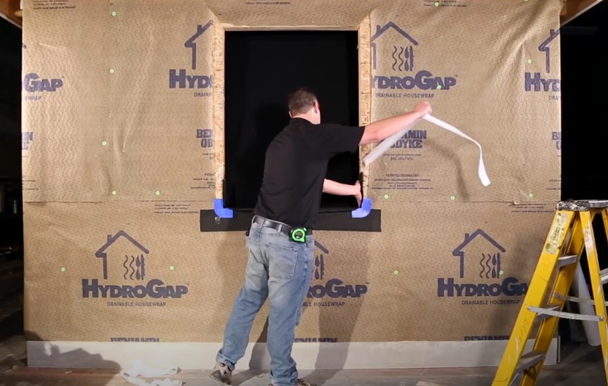 HydroGap® Drainable Housewrap and HydroFlash® UV+ Installation